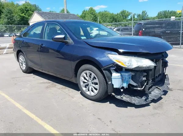 4T1BF1FK8HU664908 2017 TOYOTA CAMRY - Image 1