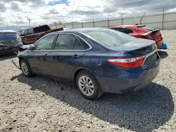4T1BF1FK8HU672071 2017 TOYOTA CAMRY - Image 2