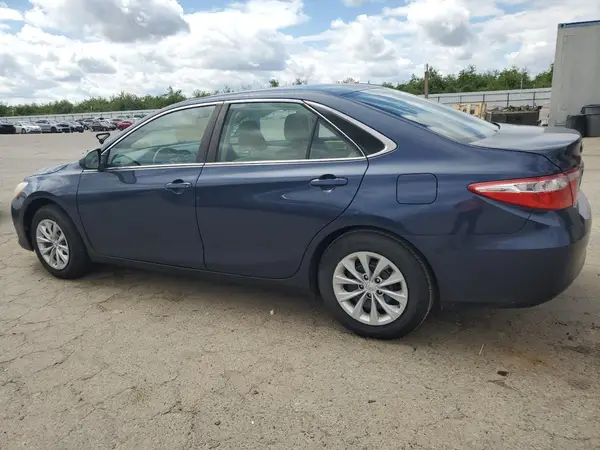 4T1BF1FK8HU672605 2017 TOYOTA CAMRY - Image 2