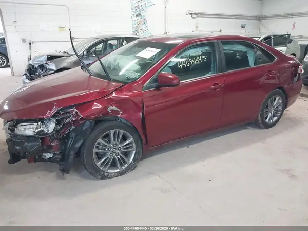 4T1BF1FK8HU673771 2017 TOYOTA CAMRY - Image 2