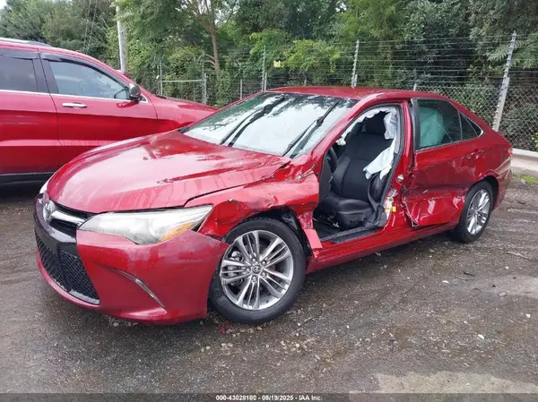 4T1BF1FK8HU675245 2017 TOYOTA CAMRY - Image 2