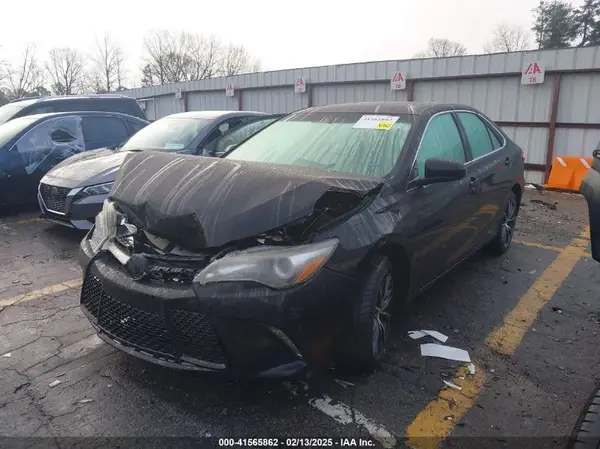 4T1BF1FK8HU677898 2017 TOYOTA CAMRY - Image 2