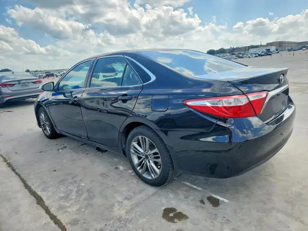 4T1BF1FK8HU680218 2017 TOYOTA CAMRY - Image 2