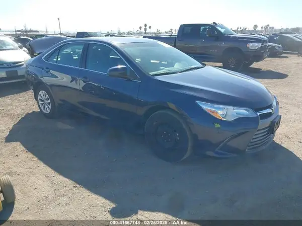 4T1BF1FK8HU681840 2017 TOYOTA CAMRY - Image 1