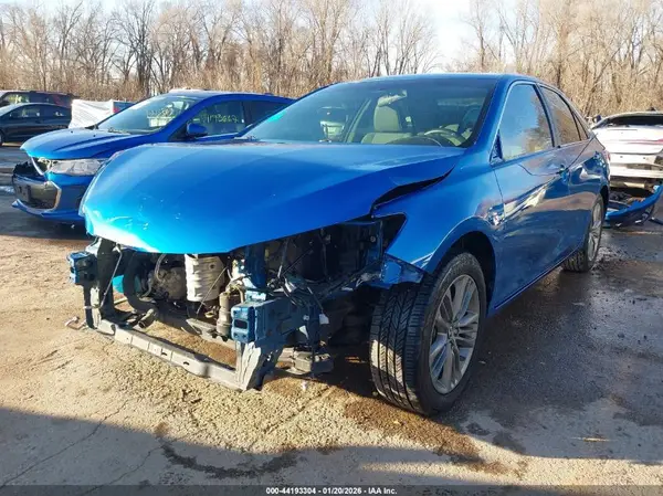 4T1BF1FK8HU682163 2017 TOYOTA CAMRY - Image 2