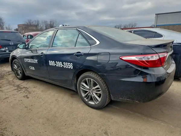 4T1BF1FK8HU682356 2017 TOYOTA CAMRY - Image 2