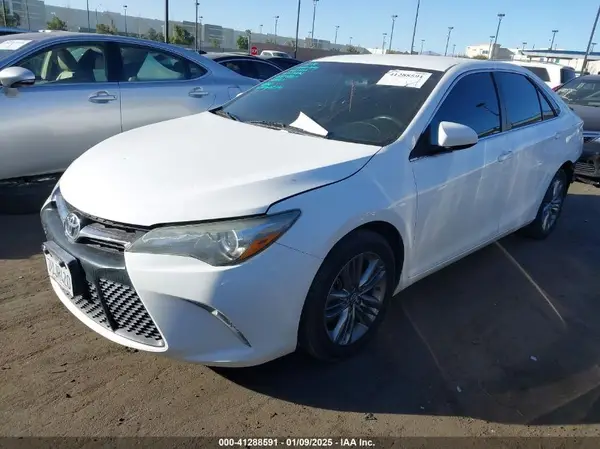 4T1BF1FK8HU682406 2017 TOYOTA CAMRY - Image 2