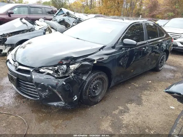 4T1BF1FK8HU684754 2017 TOYOTA CAMRY - Image 2