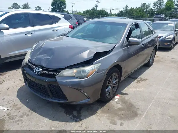 4T1BF1FK8HU689999 2017 TOYOTA CAMRY - Image 2