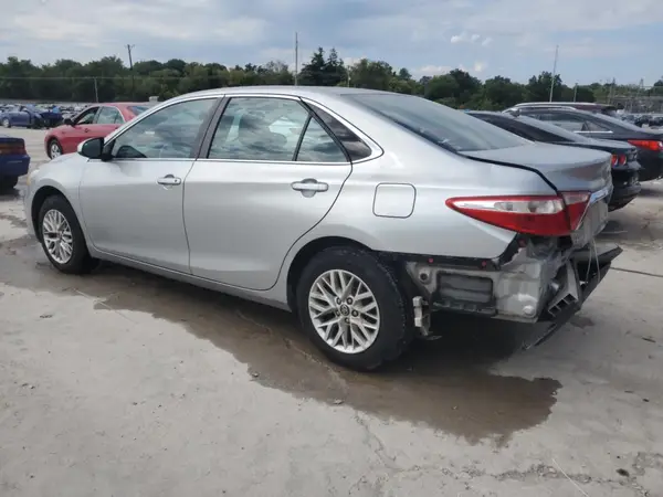 4T1BF1FK8HU691123 2017 TOYOTA CAMRY - Image 2