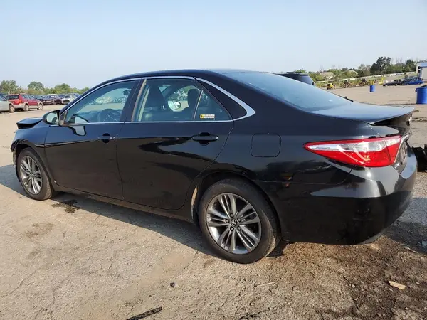4T1BF1FK8HU692563 2017 TOYOTA CAMRY - Image 2