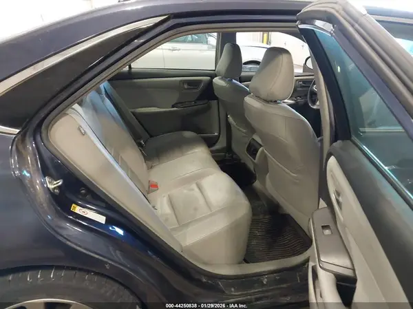 4T1BF1FK8HU698010 2017 TOYOTA CAMRY - Image 8