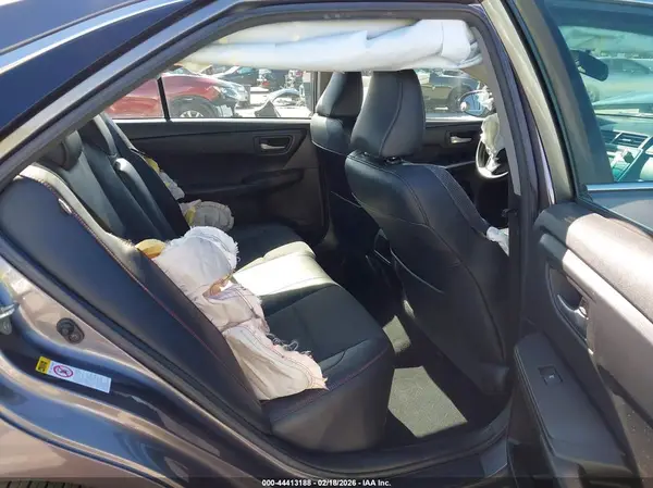4T1BF1FK8HU700645 2017 TOYOTA CAMRY - Image 8