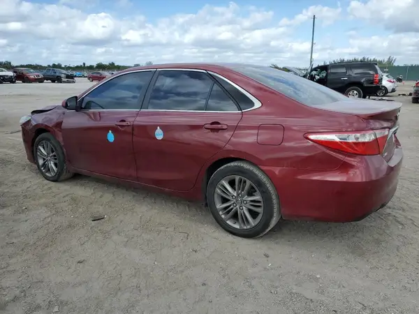 4T1BF1FK8HU704159 2017 TOYOTA CAMRY - Image 2