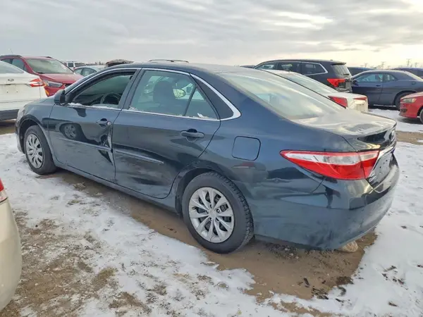 4T1BF1FK8HU705568 2017 TOYOTA CAMRY - Image 2