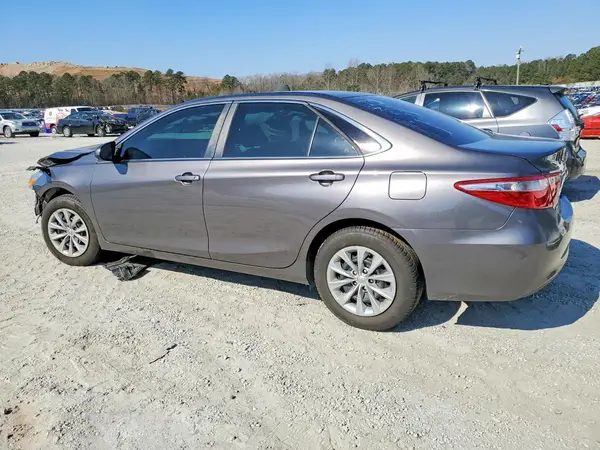 4T1BF1FK8HU714545 2017 TOYOTA CAMRY - Image 2