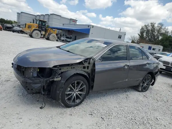 4T1BF1FK8HU714836 2017 TOYOTA CAMRY - Image 1