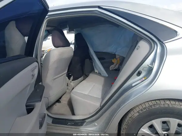 4T1BF1FK8HU715887 2017 TOYOTA CAMRY - Image 8