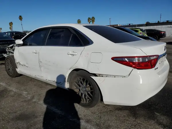 4T1BF1FK8HU717347 2017 TOYOTA CAMRY - Image 2