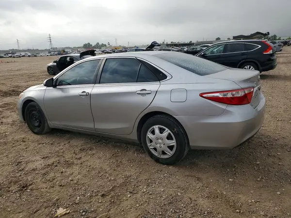 4T1BF1FK8HU717364 2017 TOYOTA CAMRY - Image 2