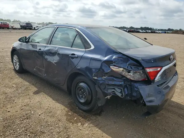 4T1BF1FK8HU717509 2017 TOYOTA CAMRY - Image 2