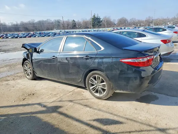 4T1BF1FK8HU718708 2017 TOYOTA CAMRY - Image 2