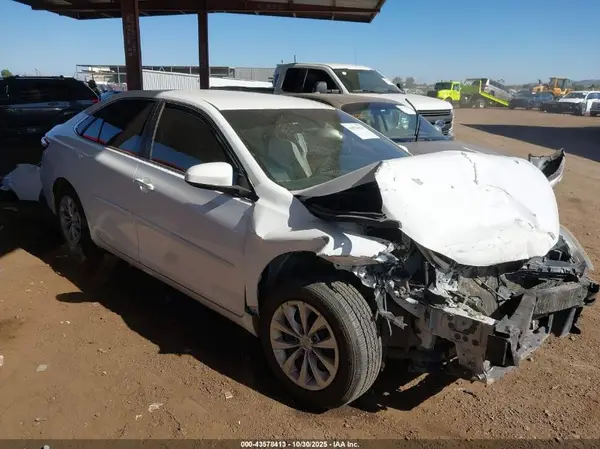 4T1BF1FK8HU721737 2017 TOYOTA CAMRY - Image 1