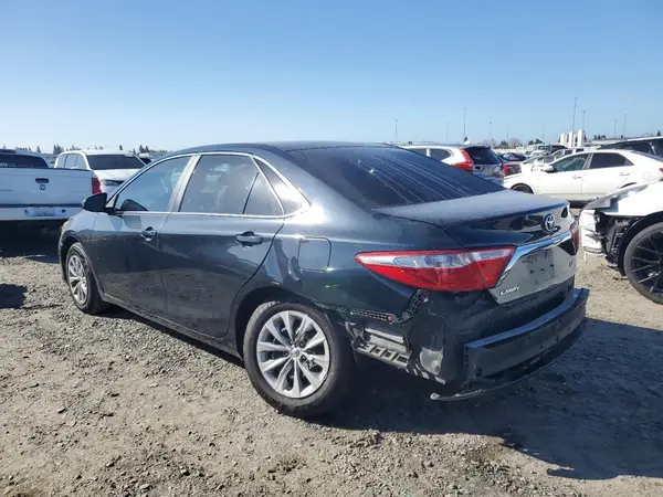 4T1BF1FK8HU729921 2017 TOYOTA CAMRY - Image 2