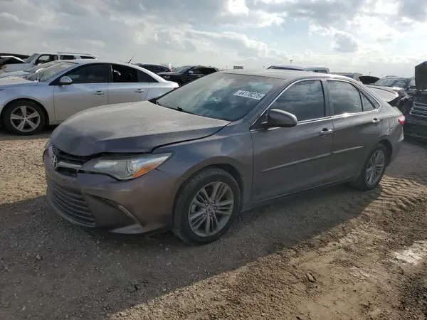 4T1BF1FK8HU730972 2017 TOYOTA CAMRY - Image 1