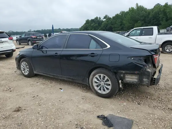 4T1BF1FK8HU734715 2017 TOYOTA CAMRY - Image 2