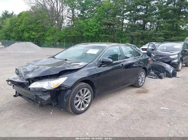 4T1BF1FK8HU737047 2017 TOYOTA CAMRY - Image 2