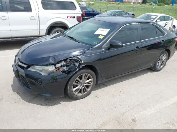 4T1BF1FK8HU737310 2017 TOYOTA CAMRY - Image 2