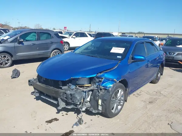 4T1BF1FK8HU737369 2017 TOYOTA CAMRY - Image 2