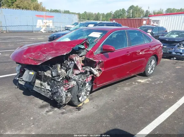 4T1BF1FK8HU737887 2017 TOYOTA CAMRY - Image 2