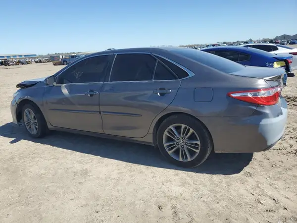 4T1BF1FK8HU743060 2017 TOYOTA CAMRY - Image 2
