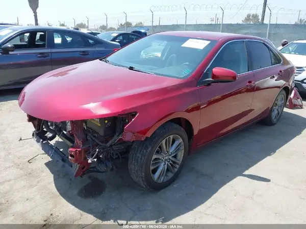 4T1BF1FK8HU744550 2017 TOYOTA CAMRY - Image 2