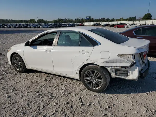 4T1BF1FK8HU747349 2017 TOYOTA CAMRY - Image 2