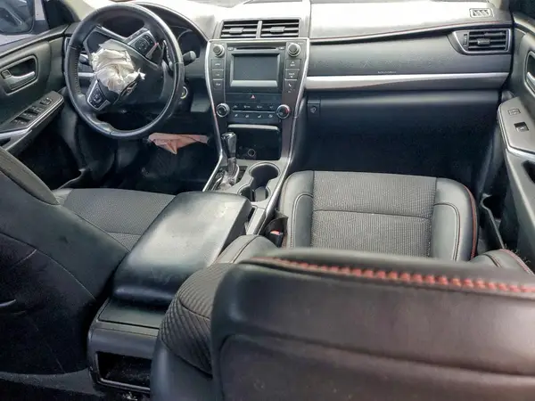 4T1BF1FK8HU752261 2017 TOYOTA CAMRY - Image 8