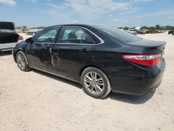 4T1BF1FK8HU755886 2017 TOYOTA CAMRY - Image 2