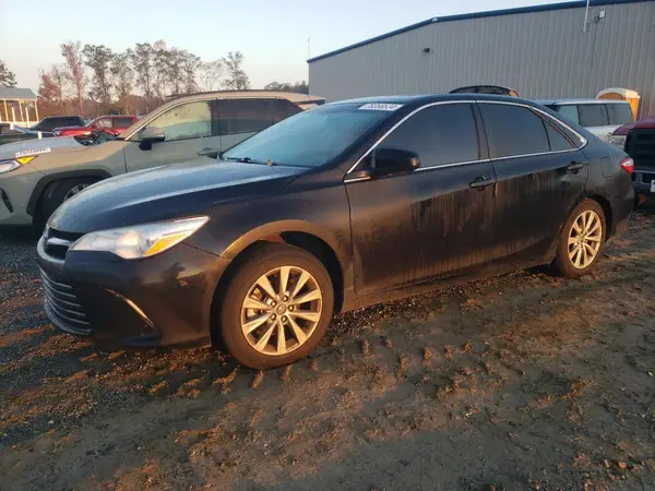 4T1BF1FK8HU756794 2017 TOYOTA CAMRY - Image 1