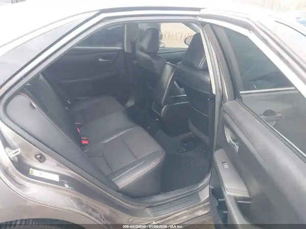 4T1BF1FK8HU756956 2017 TOYOTA CAMRY - Image 8
