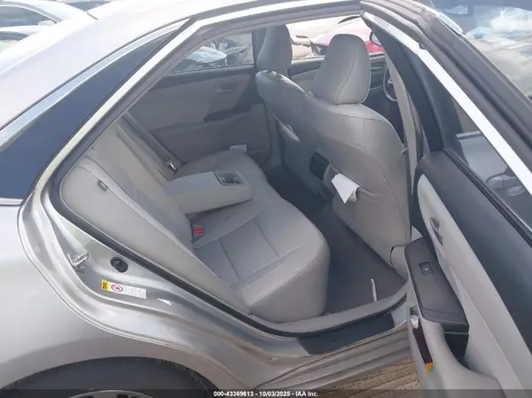 4T1BF1FK8HU759906 2017 TOYOTA CAMRY - Image 8