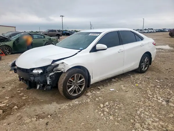 4T1BF1FK8HU761557 2017 TOYOTA CAMRY - Image 1