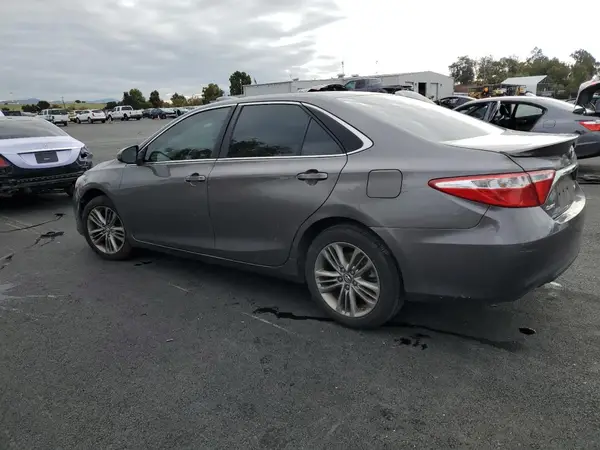 4T1BF1FK8HU762059 2017 TOYOTA CAMRY - Image 2