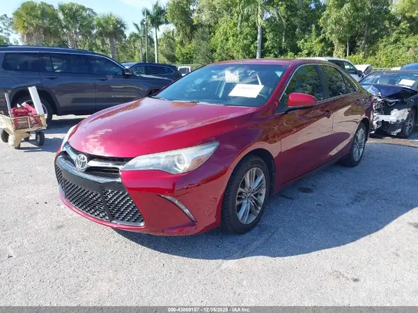 4T1BF1FK8HU763664 2017 TOYOTA CAMRY - Image 2