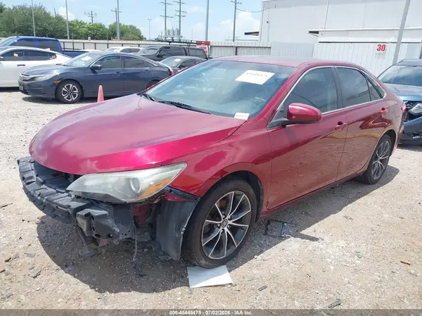 4T1BF1FK8HU764362 2017 TOYOTA CAMRY - Image 2