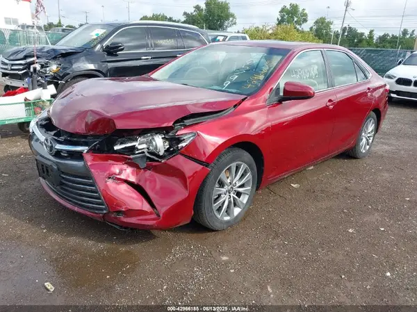 4T1BF1FK8HU765799 2017 TOYOTA CAMRY - Image 2