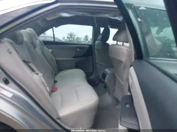 4T1BF1FK8HU773658 2017 TOYOTA CAMRY - Image 8