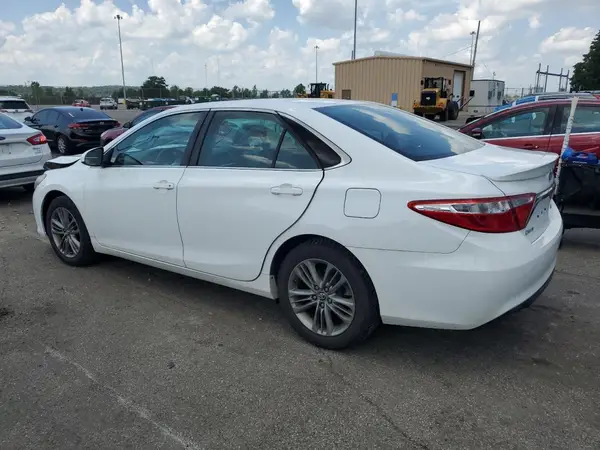 4T1BF1FK8HU774437 2017 TOYOTA CAMRY - Image 2