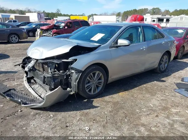 4T1BF1FK8HU775717 2017 TOYOTA CAMRY - Image 2